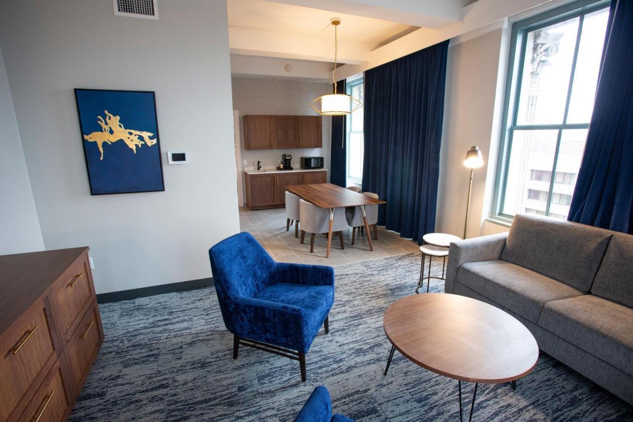 Blu-Tique, Akron, A Tribute Portfolio Hotel エクステリア 写真