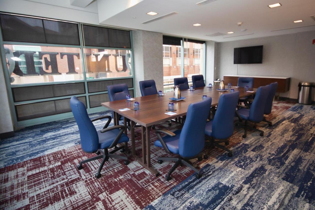Blu-Tique, Akron, A Tribute Portfolio Hotel エクステリア 写真