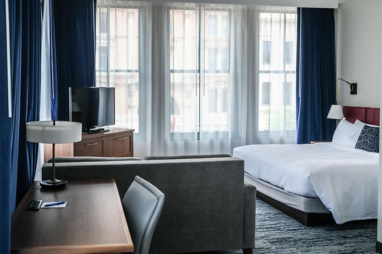Blu-Tique, Akron, A Tribute Portfolio Hotel エクステリア 写真